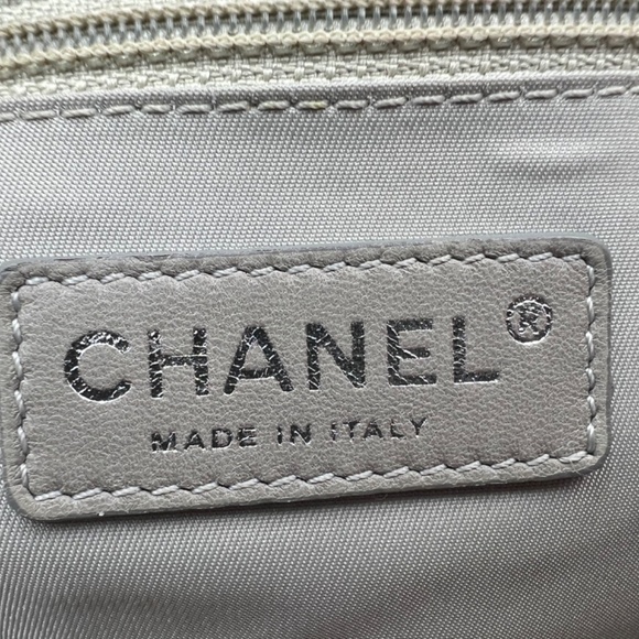 PRE-LOVE CHANEL PARIS BIARRITZ NEON ORANGE NYLON BOWLER BAG - Picture 13 of 16